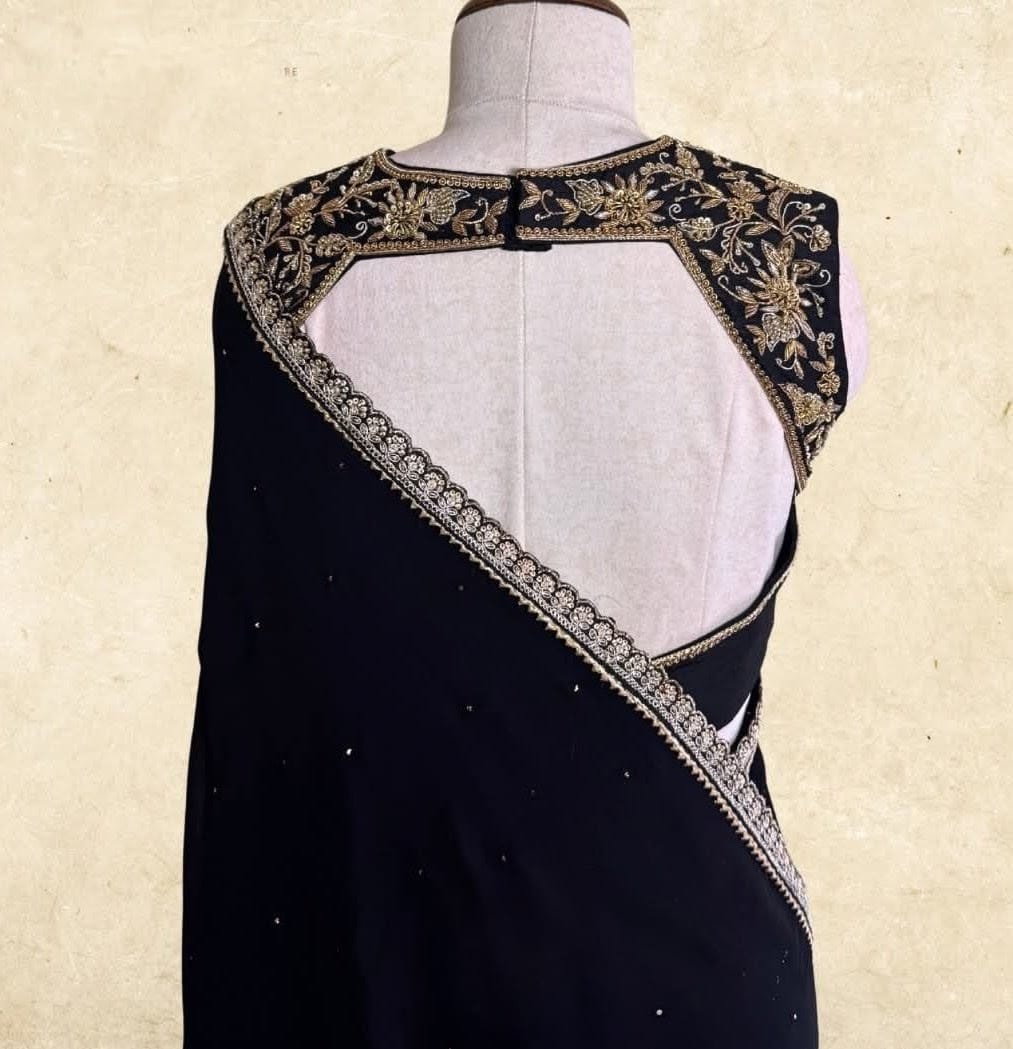 Sweetheart Neck Embroidered Party Wear Saree Blouse (Only Blouse)